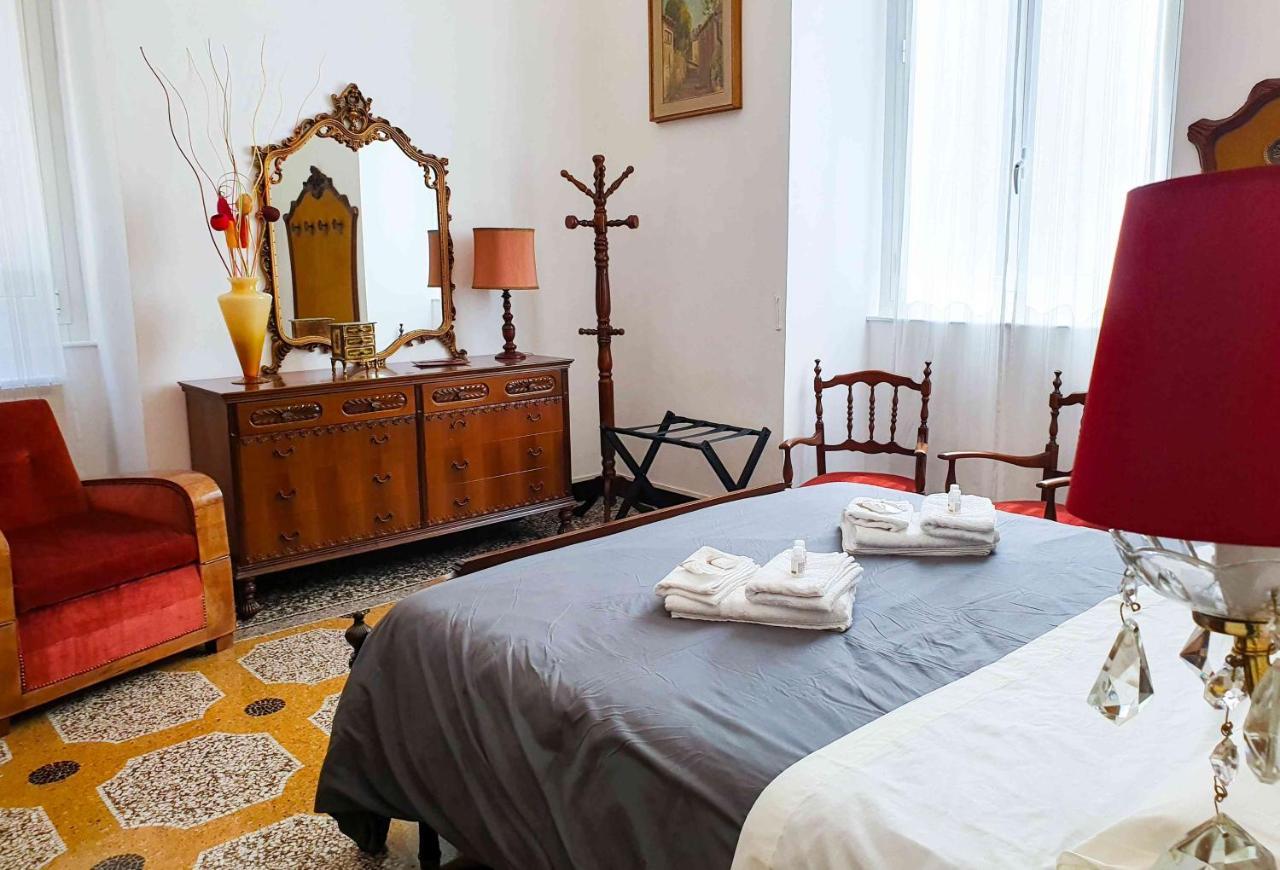 شقة La Casa Dell'Arte - The House Of Art جنوة المظهر الخارجي الصورة