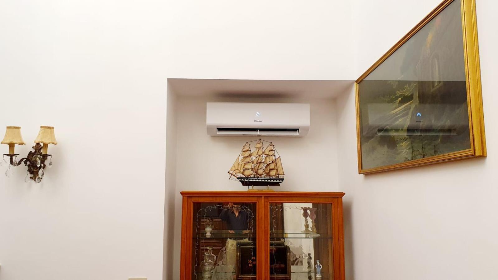 شقة La Casa Dell'Arte - The House Of Art جنوة المظهر الخارجي الصورة